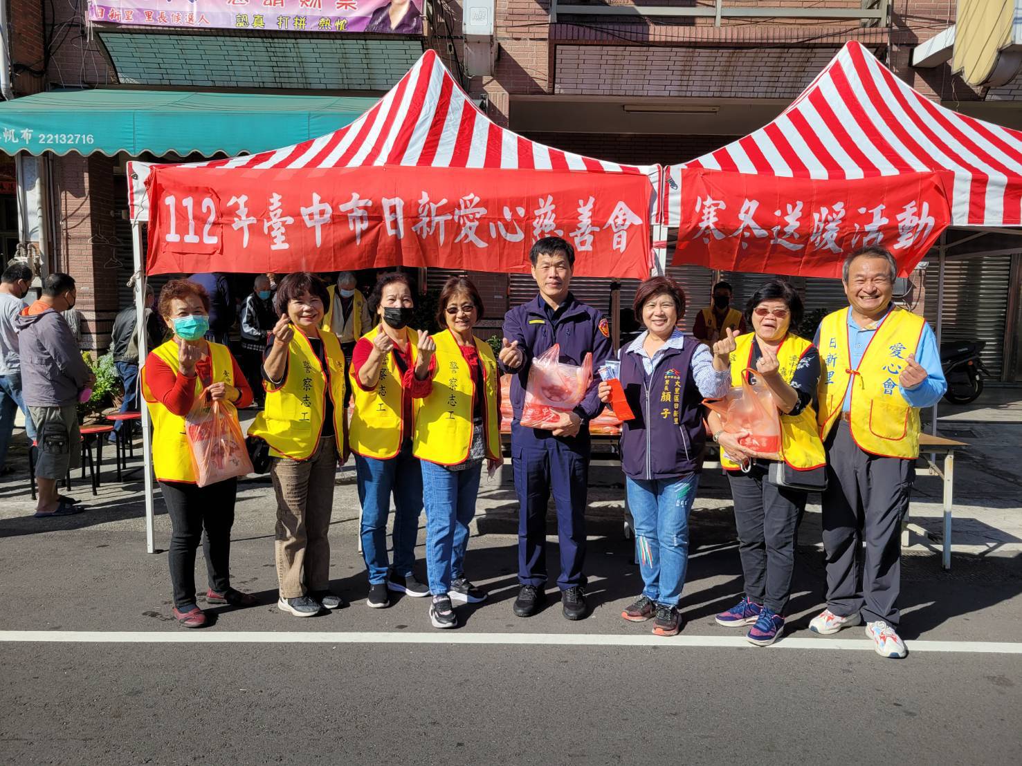 警察志工分隊長顏子愛心不落人後 社區警政關懷弱勢生活安全服務