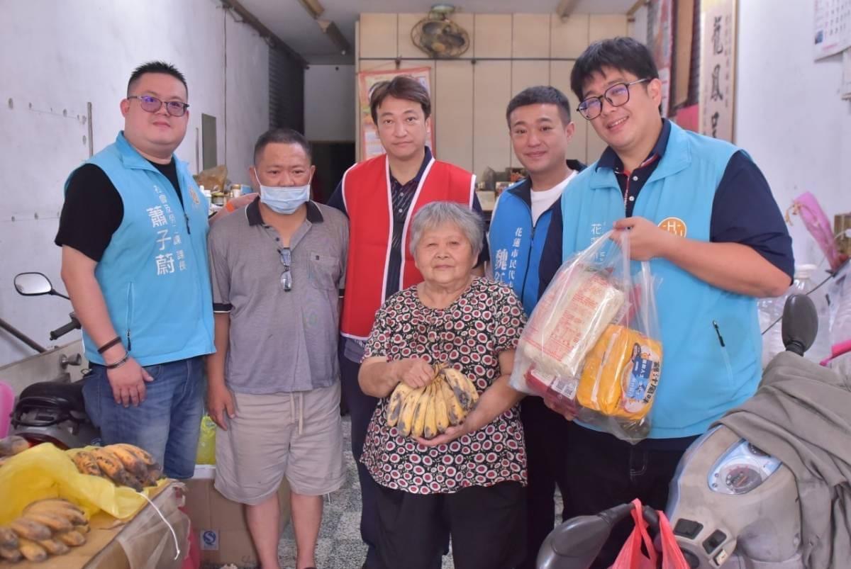 把愛傳出去》菜販阿嬤年近八十仍獨撐家計 市公所集結各界挹注資源